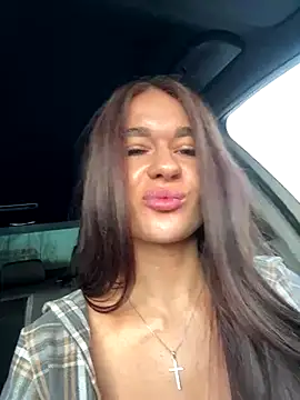UrLillShy online show from 12.09.24
