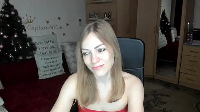 SilviaEyes online show from 12.18.24