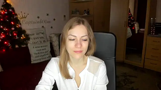 SilviaEyes online show from 12.22.24