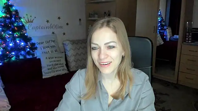 SilviaEyes online show from 12.26.24