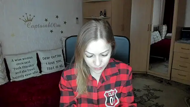 SilviaEyes online show from 01.19.25