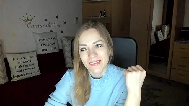 SilviaEyes online show from 01.28.25