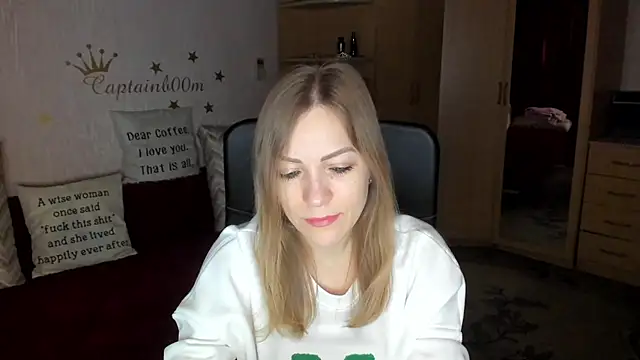SilviaEyes online show from 01.31.25