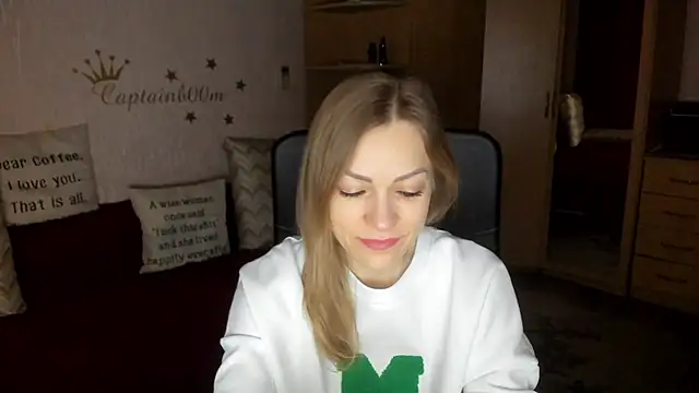 SilviaEyes online show from 02.10.25