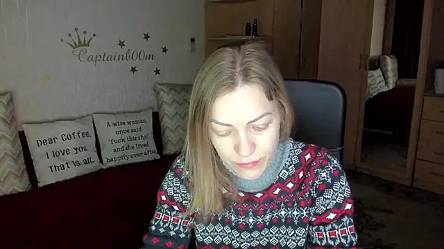 SilviaEyes online show from 02.19.25