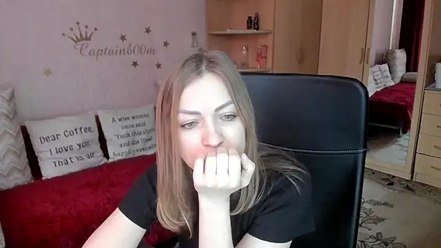 SilviaEyes online show from 03.04.25