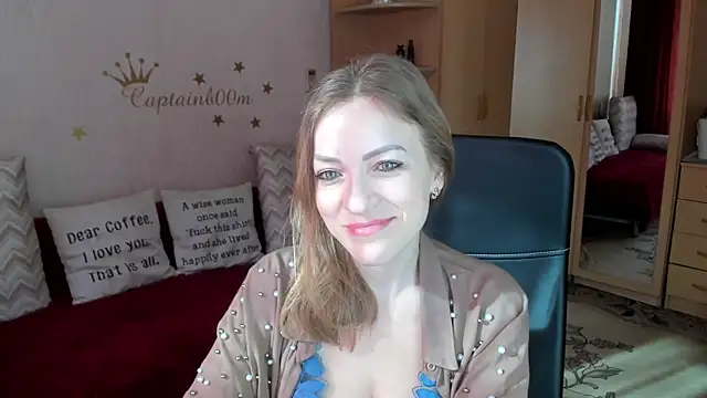 SilviaEyes online show from 03.23.25