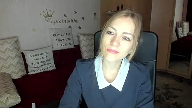 SilviaEyes online show from 09.14.25