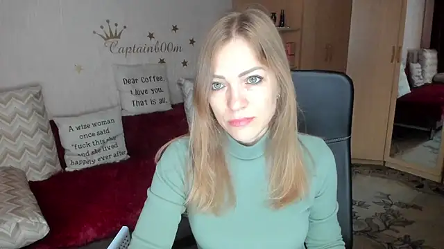 SilviaEyes online show from 09.15.25