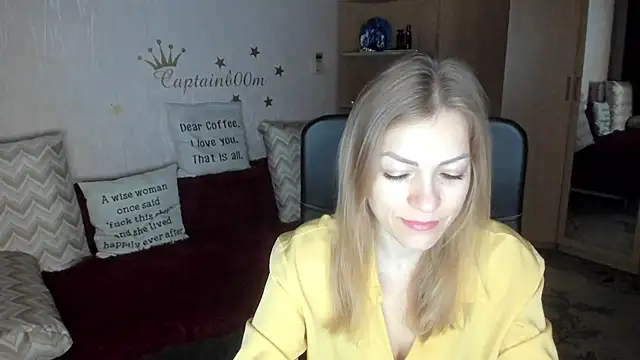 SilviaEyes online show from 09.18.25