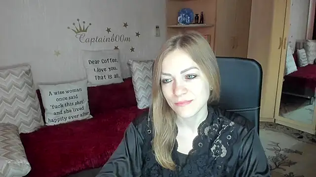 SilviaEyes online show from 09.23.25