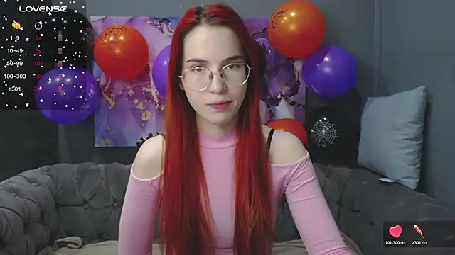 EmilyKents online show from 10.28.25