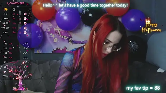 EmilyKents online show from 10.29.25