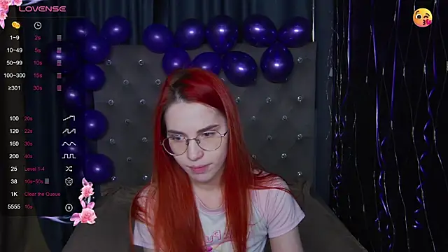 EmilyKents online show from 11.08.25