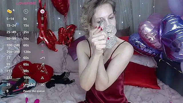 AdrianaSea online show from 02.21.25