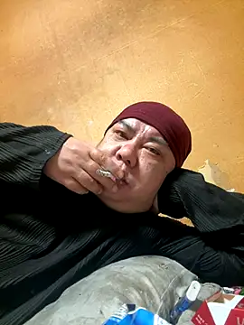 punk0805 online show from 12.19.25