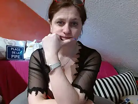 Snapshot of lanax chatting on 03.10.25 lanax online show from 03.10.25