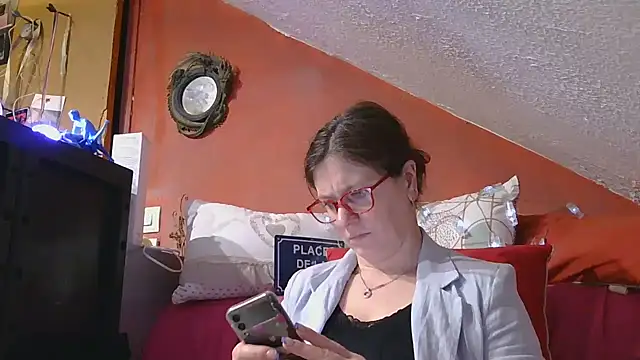 Snapshot of lanax chatting on 03.20.25 lanax online show from 03.20.25