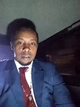 AlejoKhalifa  online show from 04.16.26