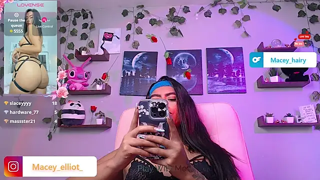 Snapshot of macey_elliot_ chatting on 03.12.25 macey elliot online show from 03.12.25