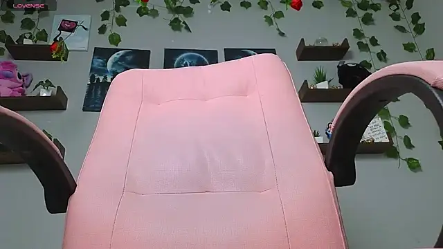 Snapshot of macey_elliot_ chatting on 03.19.25 macey elliot online show from 03.19.25
