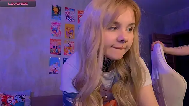 Britney Lynch online show from 01.14.26