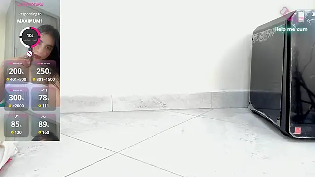 Snapshot of Swoni_leia chatting on 03.04.25 Swoni leia online show from 03.04.25