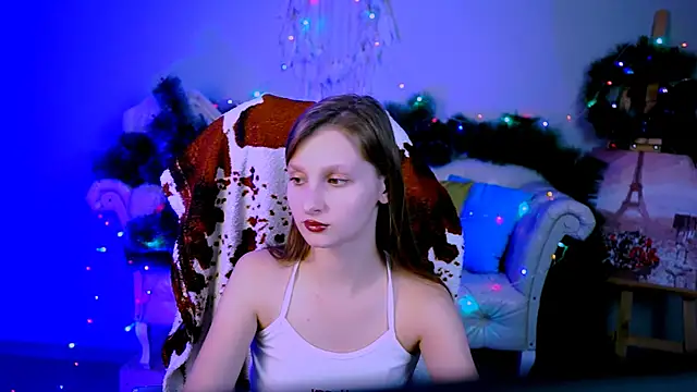 EllaHorton online show from 12.15.24