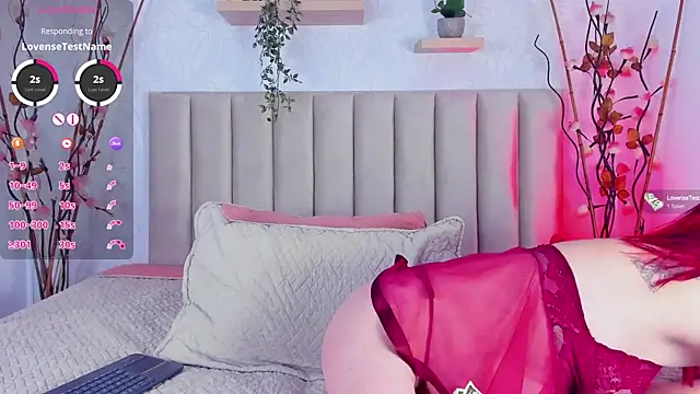 Snapshot of ivone_adams chatting on 02.28.25 ivone adams online show from 02.28.25