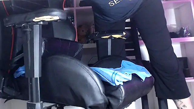 Snapshot of LapijARG7 chatting on 03.14.25 LapijARG7 online show from 03.14.25