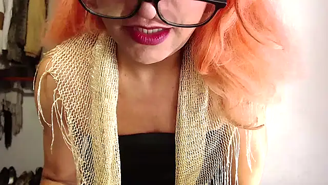 LorenJade online show from 10.10.25