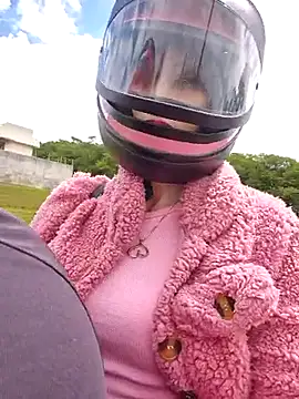 Irresistible24 online show from 12.17.25