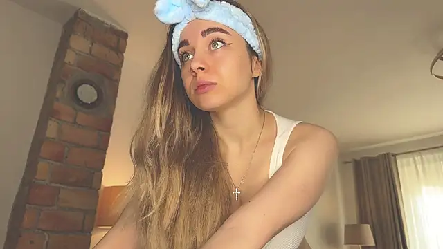 hotexclusive  online show from 12.02.24