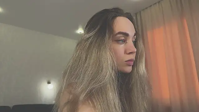 hotexclusive  online show from 02.06.25