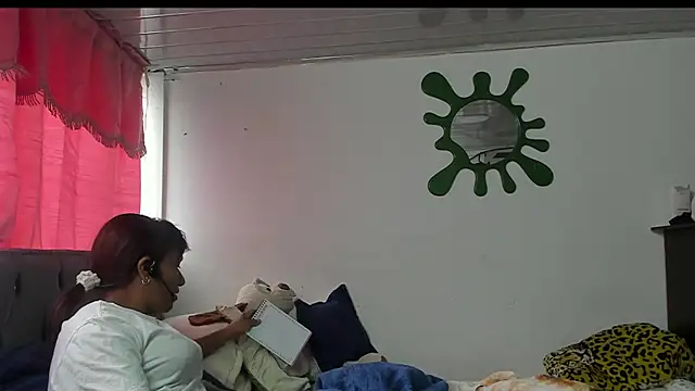 Snapshot of Laflaka22 chatting on 11.11.25 Laflaka22 online show from 11.11.25