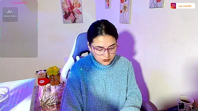 Snapshot of eva_rosse69 chatting on 11.06.25 eva rosse69 online show from 11.06.25