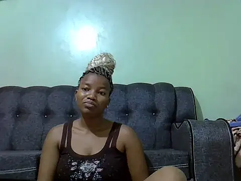 prettychoco1 online show from 02.26.25