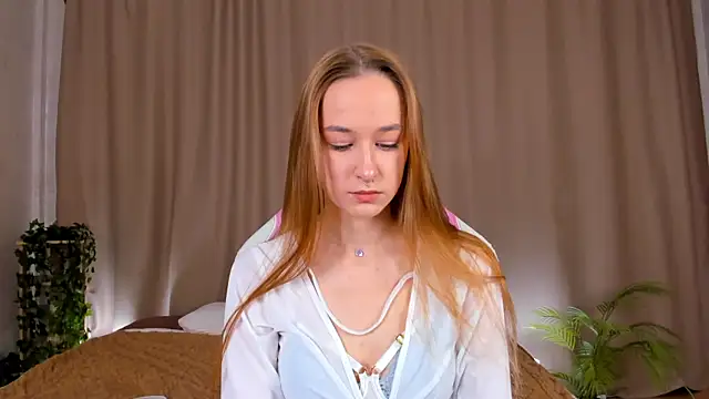 Sweett Monica online show from 09.30.25