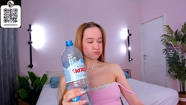 Sweett Monica online show from 04.06.26