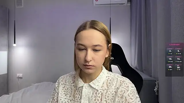Sweett Monica online show from 07.06.26