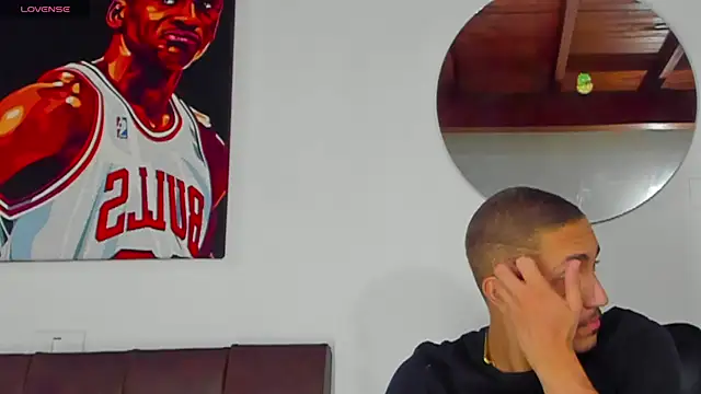 Snapshot of MikeRoss7777 chatting on 10.03.25 MikeRoss7777 online show from 10.03.25