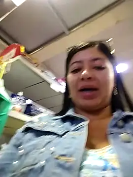 Ariana-pp03 online show from 10.15.25