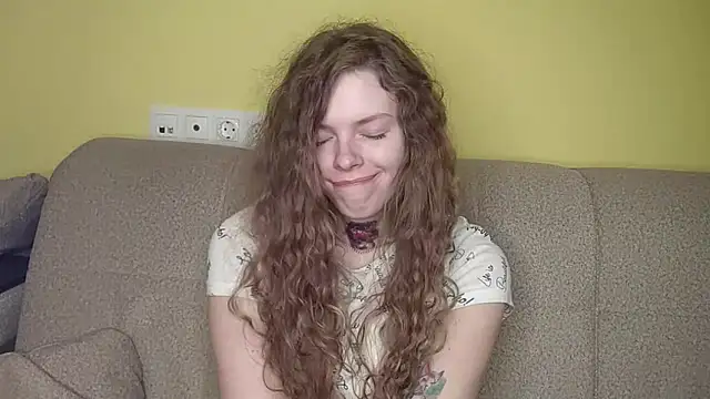 RayaNenlia online show from 03.02.26