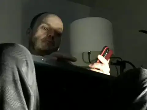caressonnous online show from 12.03.24