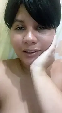 Snapshot of Yara0k chatting on 01.12.25 Yara0k online show from 01.12.25