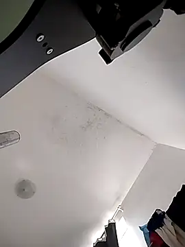 Snapshot of Yara0k chatting on 09.12.25 Yara0k online show from 09.12.25