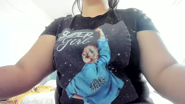 Snapshot of Melody_bonnie chatting on 02.12.25 Melody bonnie online show from 02.12.25