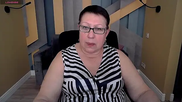 BarbaraTurners online show from 11.24.25