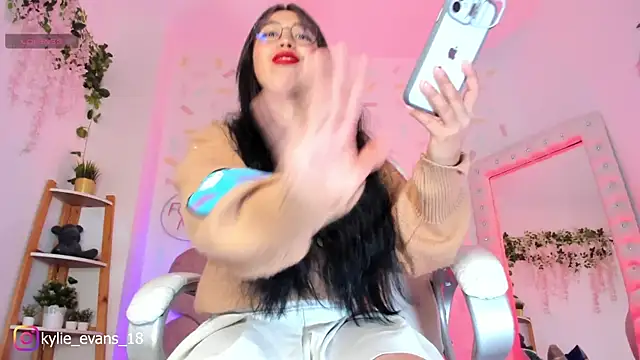 evelyn evans 1 online show from 03.11.25