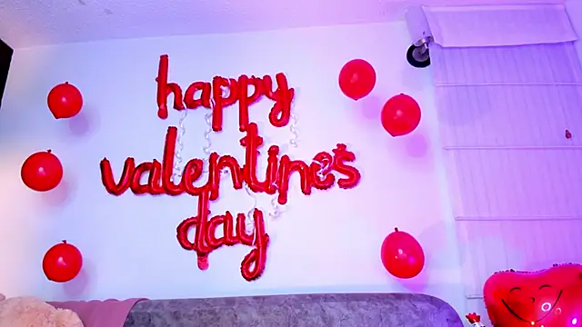 summer holiday online show from 02.14.25